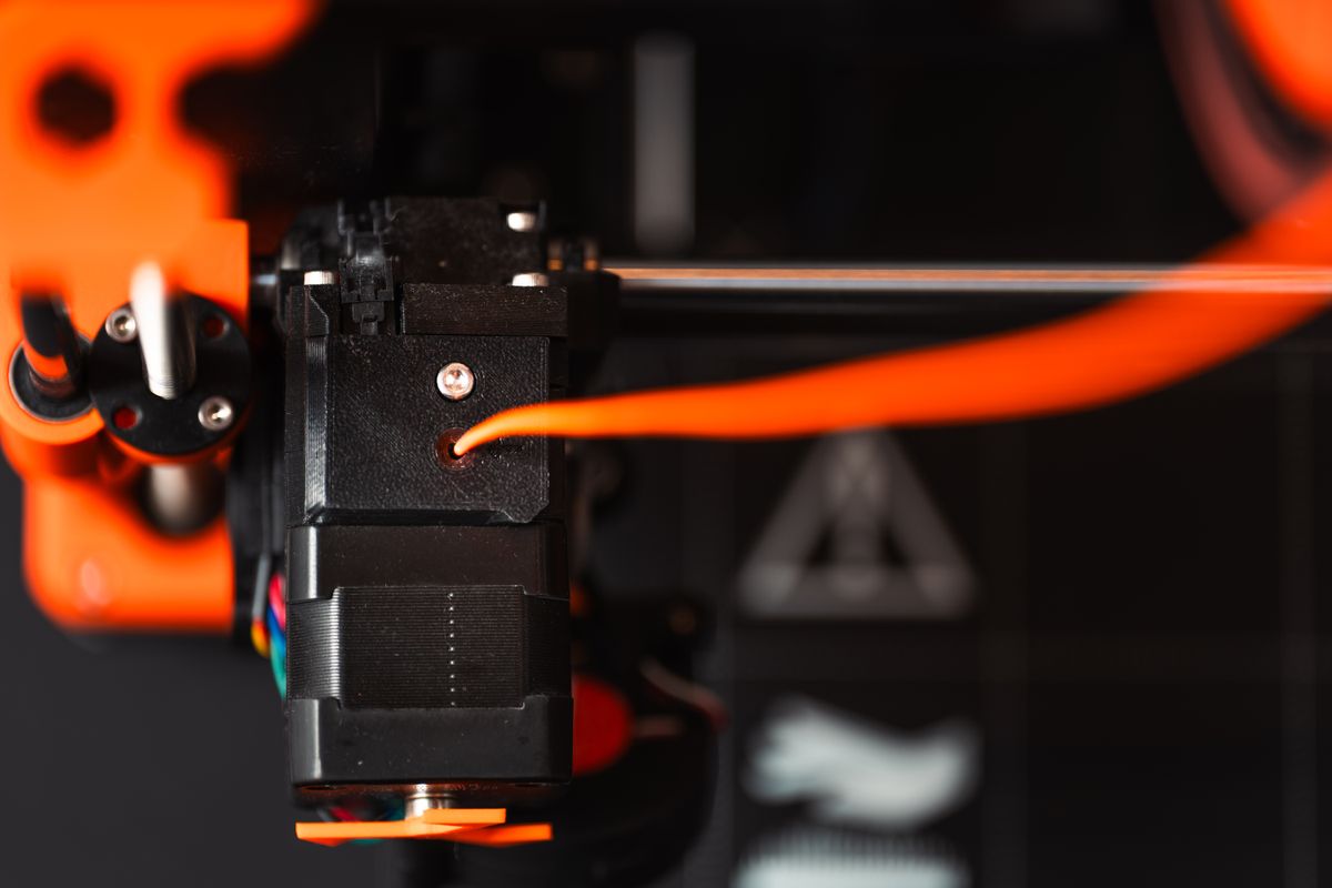 3D printer extruder and filament